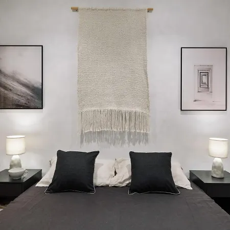 Apartment Dorria - 3 Bedrooms In Eixample Dreta Barcelona